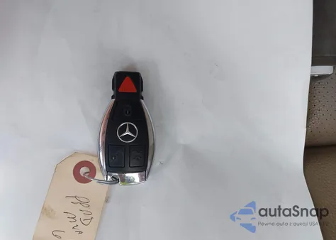 2013 Mercedes-Benz E 350 из США, поврежденный, VIN WDDHF5KB2DA692720